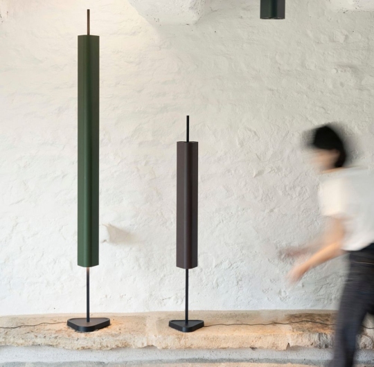 Flos Emi floor lamp interior 1